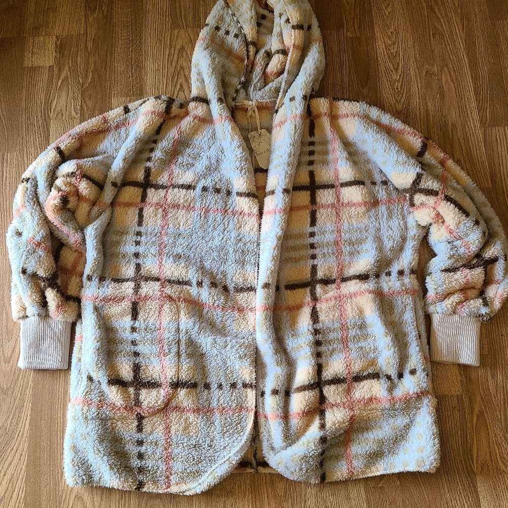 NWT Hem & Thread Plaid Teddy Hooded Cardigan/Jacket Women's One Size Fits Most